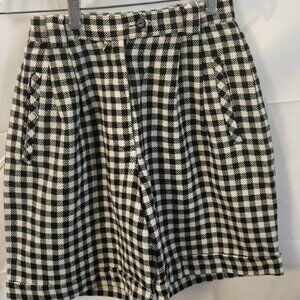 The Limited, Not Worn, Women's Black and White Shorts, Size 12